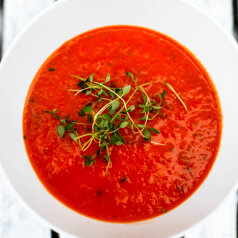 Zupa z papryki i pomidorów 
